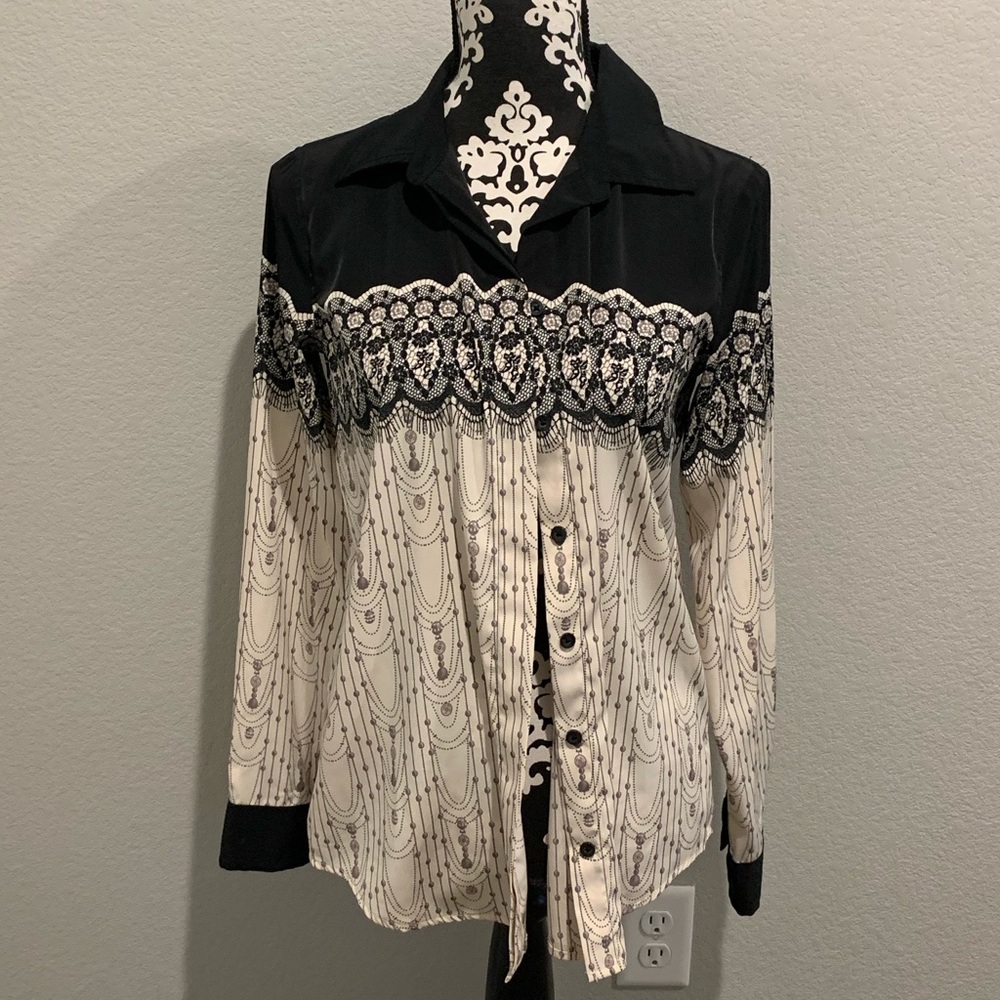 Lauren Conrad floral western print blouse